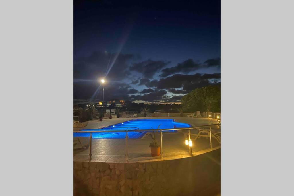 Seaview Dreamy Apartment With A Pool And Garden Синеморец Екстериор снимка